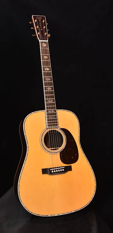 Акустическая гитара Martin D-45 Dreadnought Acoustic Guitar
Акустическая гитара Martin D-45 Dreadnought Acoustic Guitar