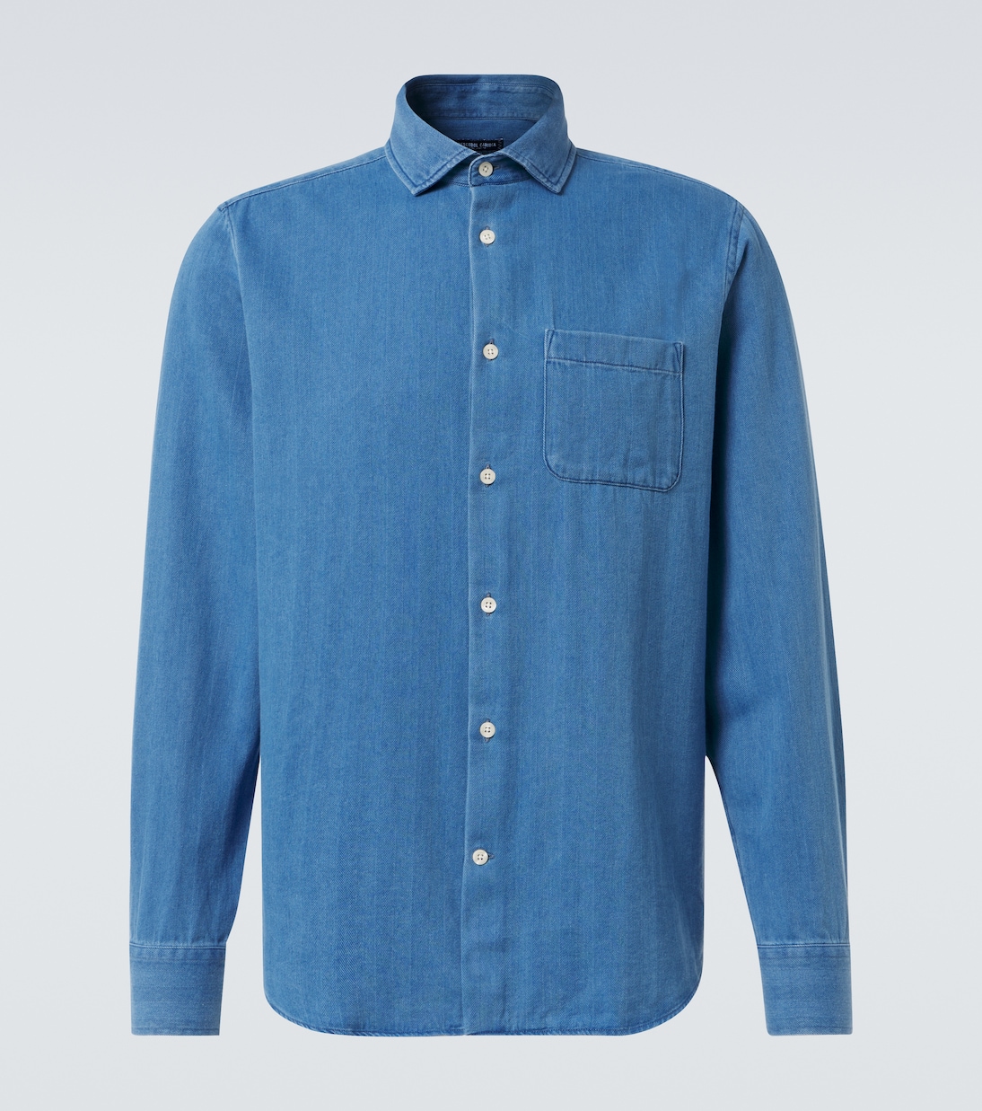 Джимовая рубашка Emilio в рубчик «ёлочка» Frescobol Carioca, Light Denim
Джимовая рубашка Emilio в рубчик «ёлочка» Frescobol Carioca, Light Denim