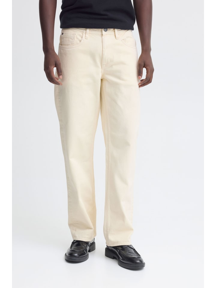 BLEND Джинсы свободного кроя BHFlake бежевого цвета
BLEND Джинсы свободного кроя BHFlake бежевого цвета