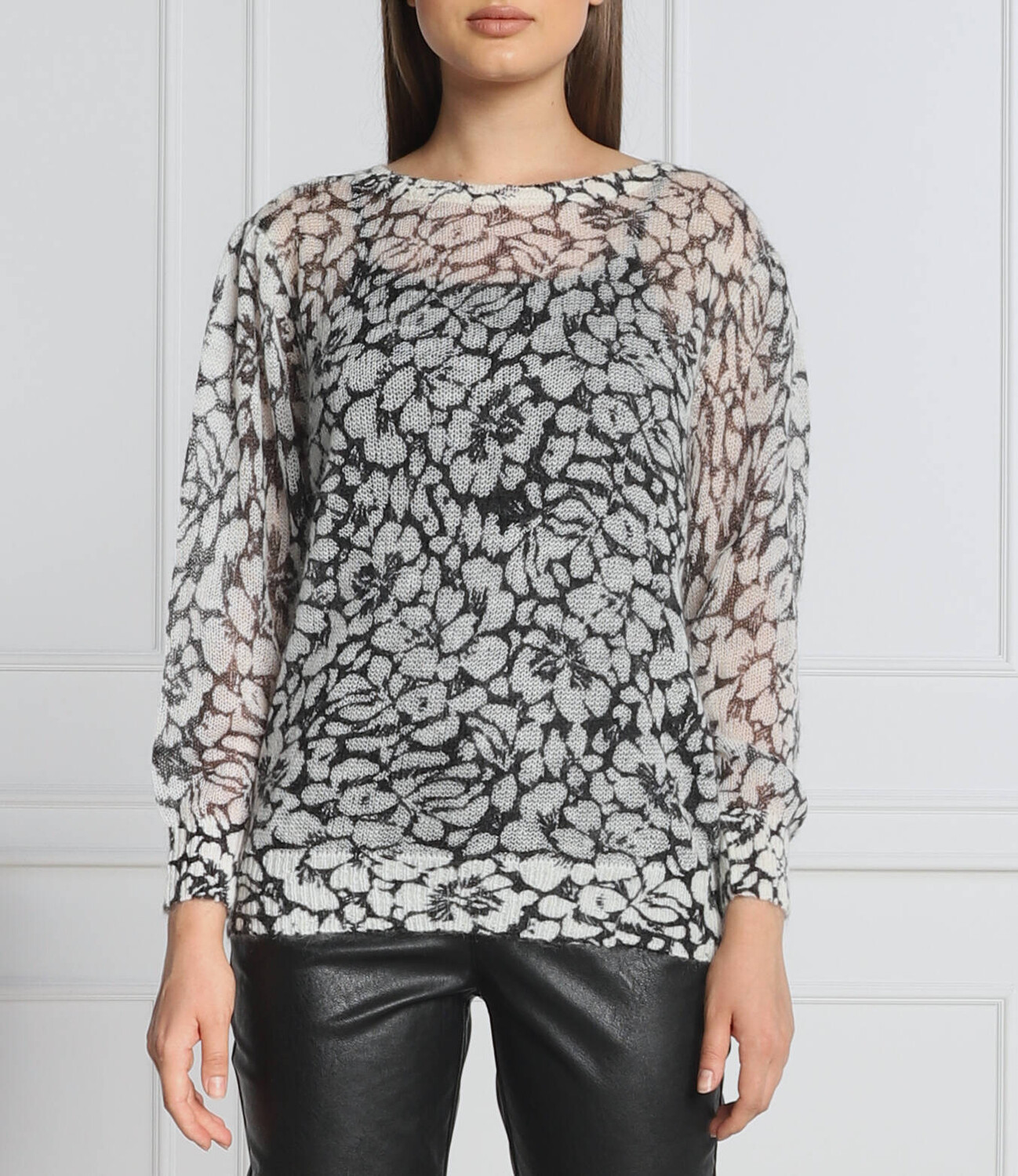 Свитер из шерсти TWINSET longline fit, белый
Свитер из шерсти TWINSET longline fit, белый