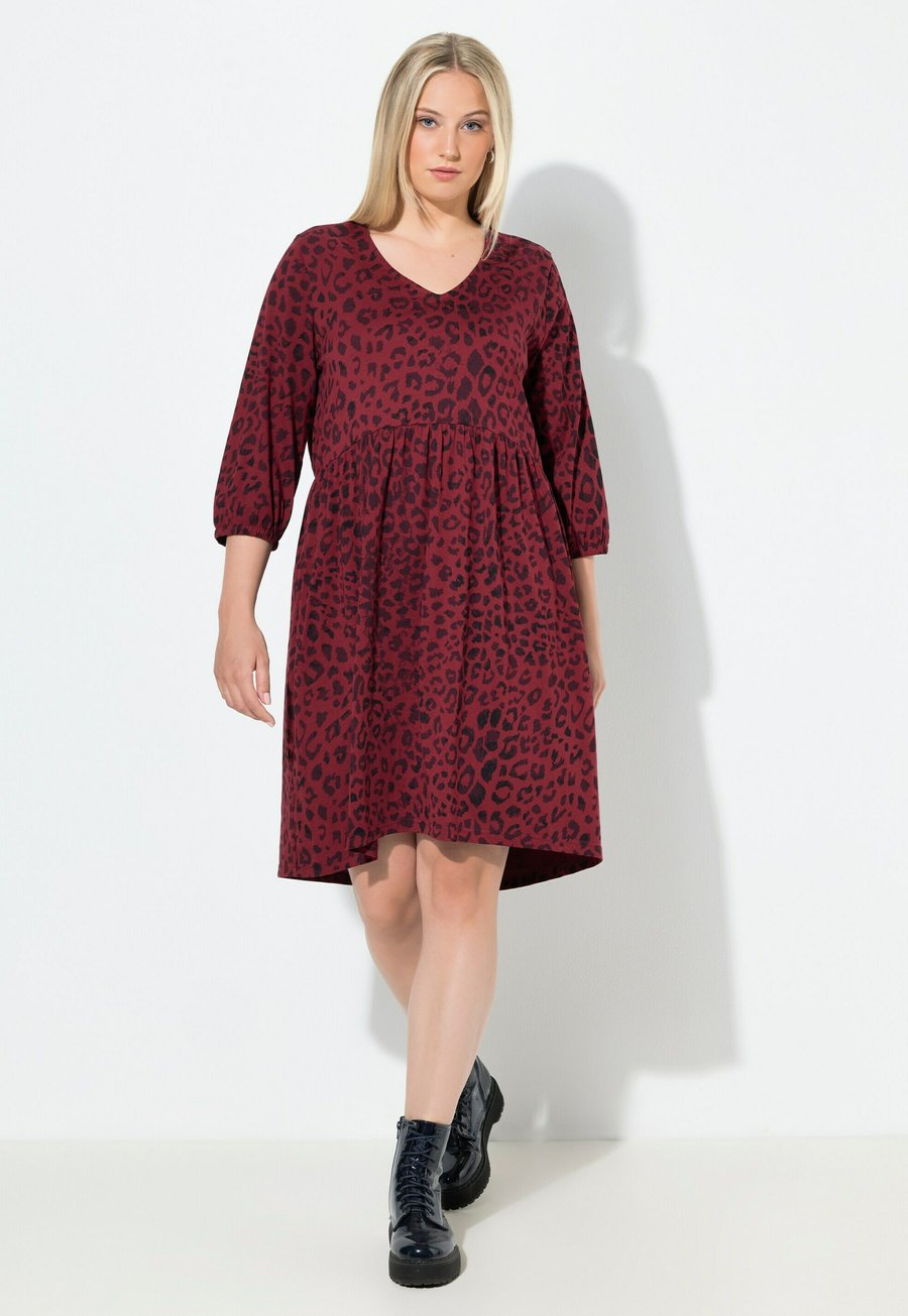 Платье Ulla Popken Jersey dress, Classic Plum/Purple
Платье Ulla Popken Jersey dress, Classic Plum/Purple