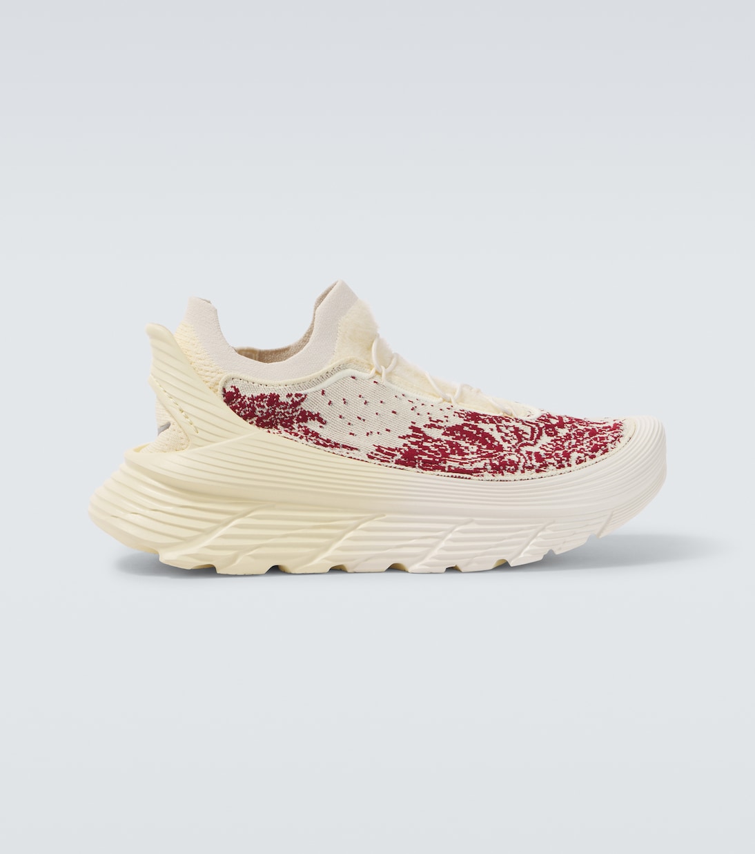 Кроссовки Chukka Restore от Paria Farzaneh Hoka One One, кремовый
Кроссовки Chukka Restore от Paria Farzaneh Hoka One One, кремовый