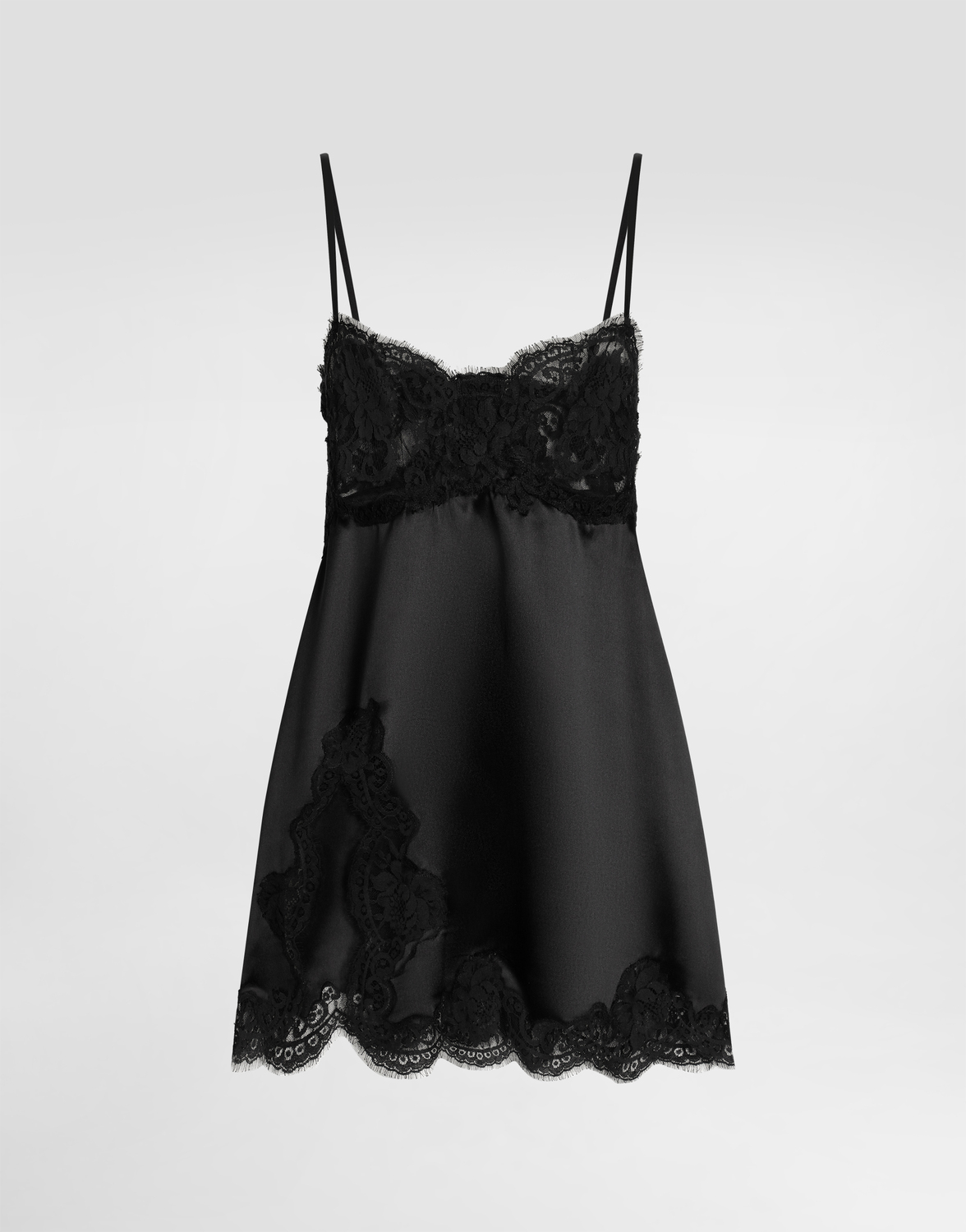 Платье из мягкого атласа Dolce & Gabbana, черный
Платье из мягкого атласа Dolce & Gabbana, черный