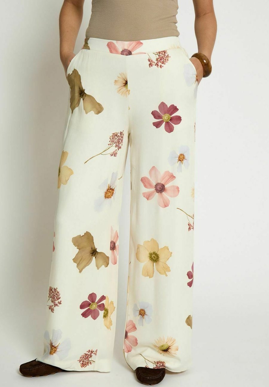 Брюки Desires HEIDI MID WAISTED, P Tofu Print/White
Брюки Desires HEIDI MID WAISTED, P Tofu Print/White