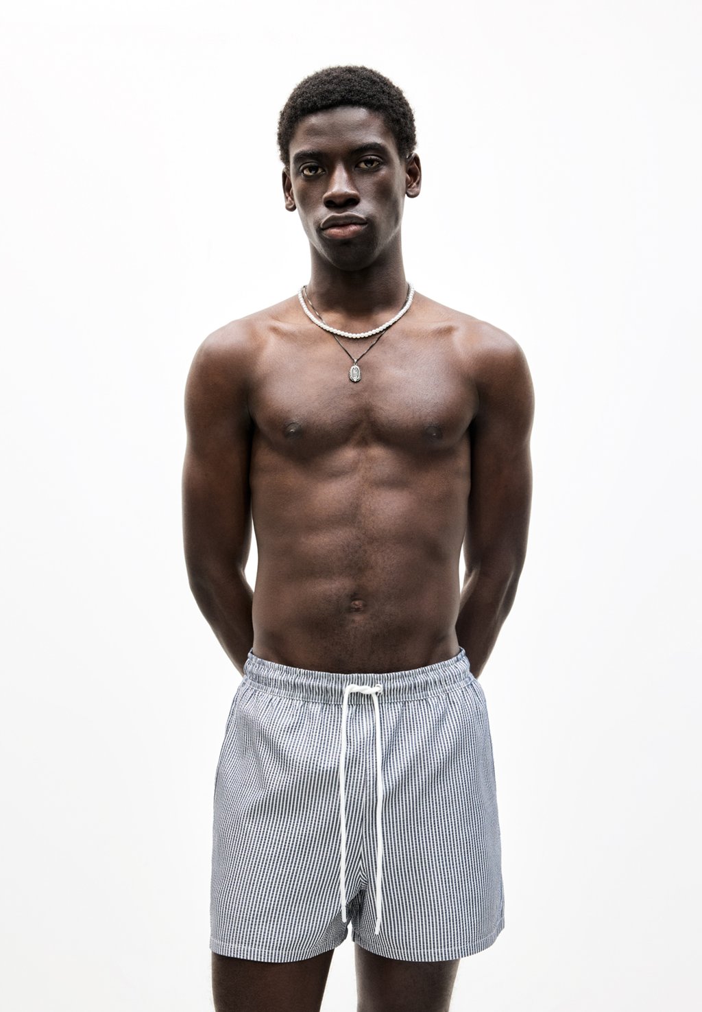 Шорты для плавания STRIPE PULL&BEAR, темно-синий
Шорты для плавания STRIPE PULL&BEAR, темно-синий