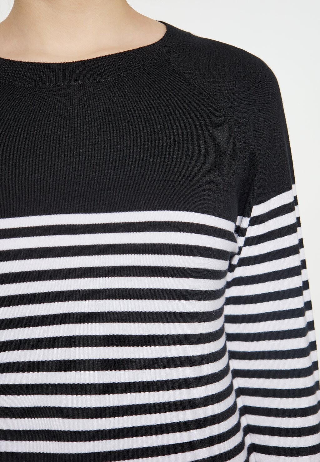 Джемпер usha, черный
Джемпер usha, черный