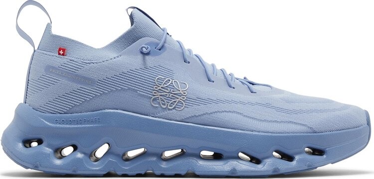 Кроссовки Loewe x Cloudtilt 'Forever Blue', синий
Кроссовки Loewe x Cloudtilt 'Forever Blue', синий