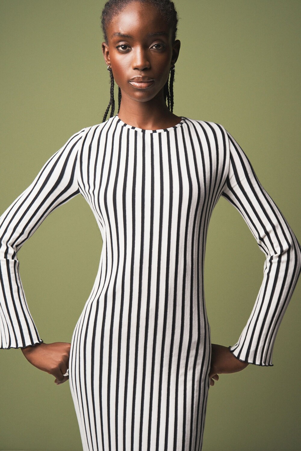 Платье макси в рубчатую полоску Next, черный
Платье макси в рубчатую полоску Next, черный