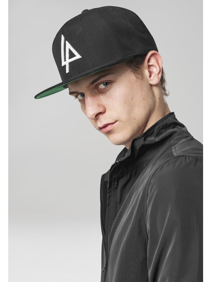 Merchcode Бейсболка "Linkin Park Logo Snapback" черного цвета
Merchcode Бейсболка "Linkin Park Logo Snapback" черного цвета