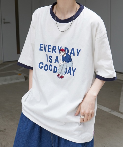 Футболка с короткими рукавами, вышивка Red Cap Girl
Футболка с короткими рукавами, вышивка Red Cap Girl