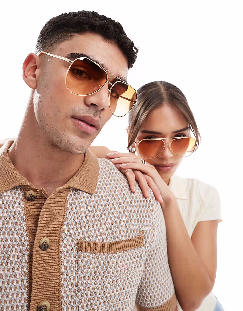 Солнцезащитные очки-авиаторы AJ Morgan Aces Up из золотистого металла с коричневыми градиентными линзами
Солнцезащитные очки-авиаторы AJ Morgan Aces Up из золотистого металла с коричневыми градиентными линзами