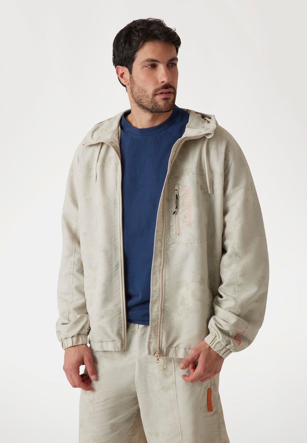 Толстовка на молнии BEDRUCKTE Guess, бежевый
Толстовка на молнии BEDRUCKTE Guess, бежевый