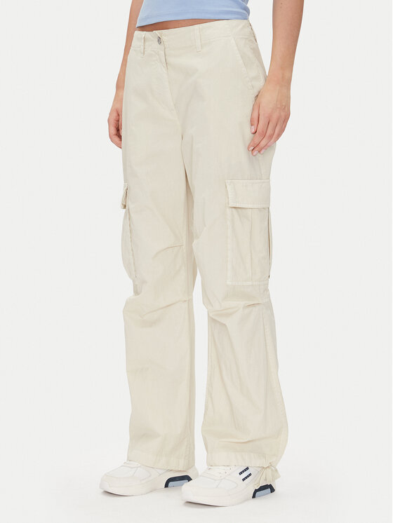 Брюки свободного покроя Tjw Cargo Relaxed Straight DW0DW20350 Tommy Jeans, бежевый
Брюки свободного покроя Tjw Cargo Relaxed Straight DW0DW20350 Tommy Jeans, бежевый