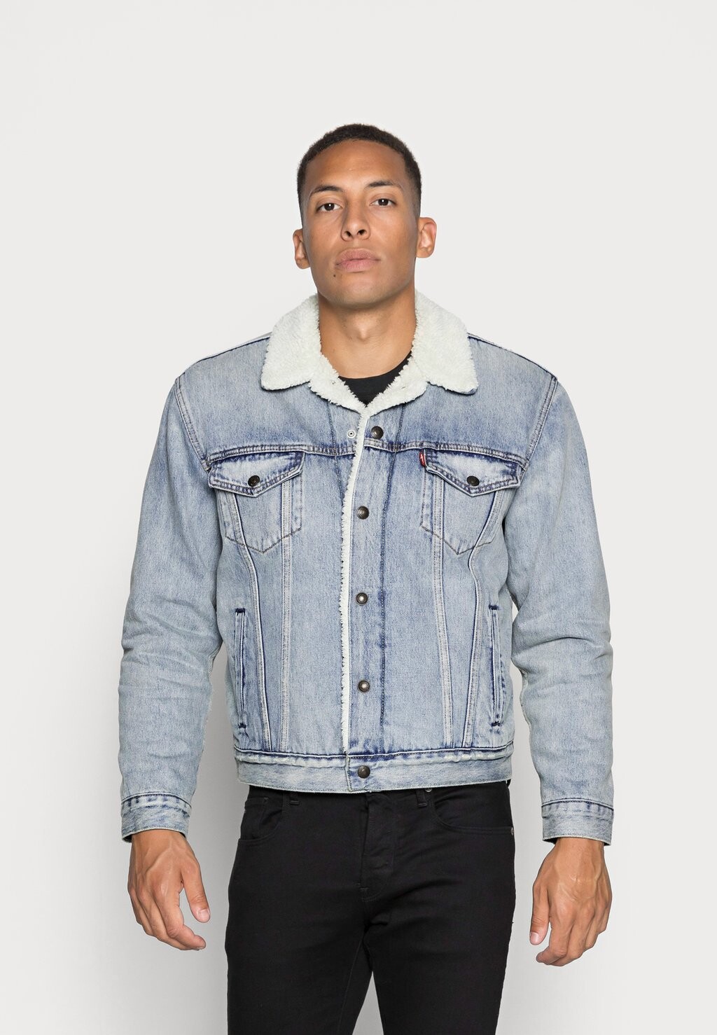 Куртка Levi's ТИП TRUCKER, цвет stonebridge 
Куртка Levi's ТИП TRUCKER, цвет stonebridge
