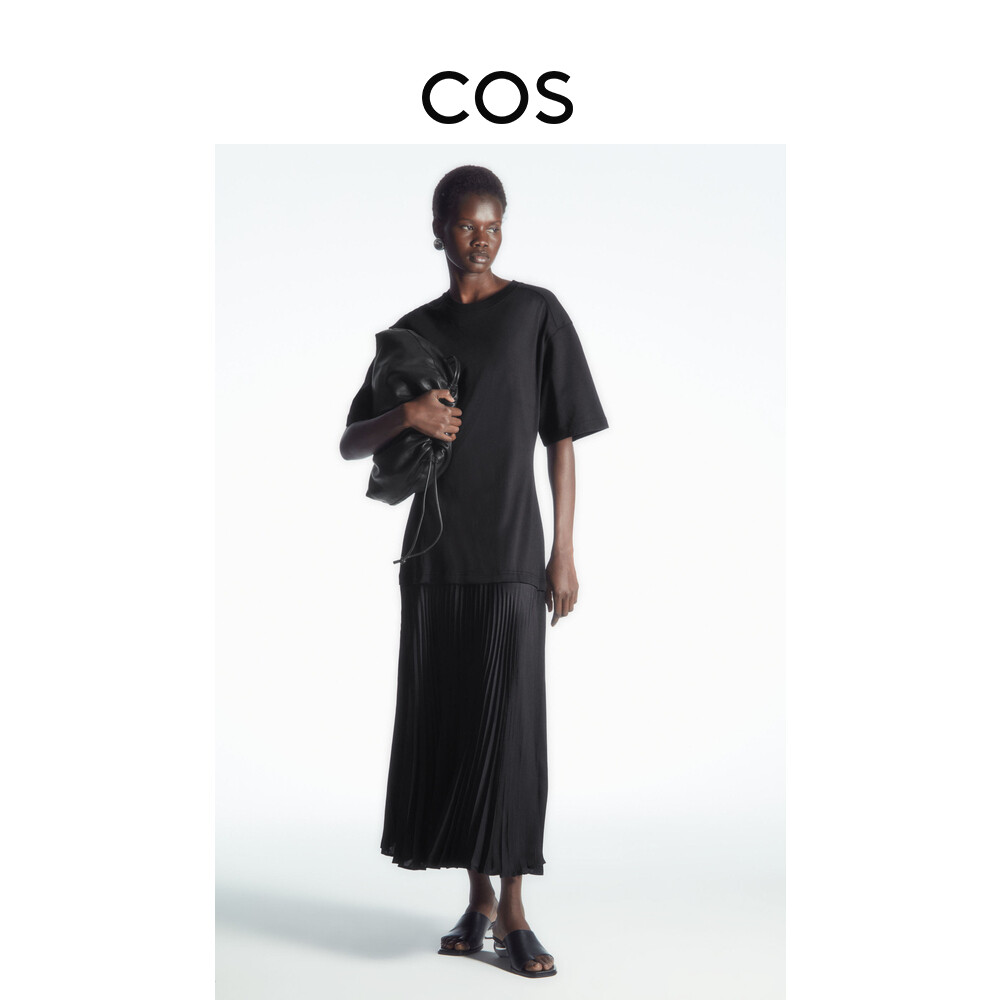 Платье Cos с плиссированной юбкой, черный
Платье Cos с плиссированной юбкой, черный