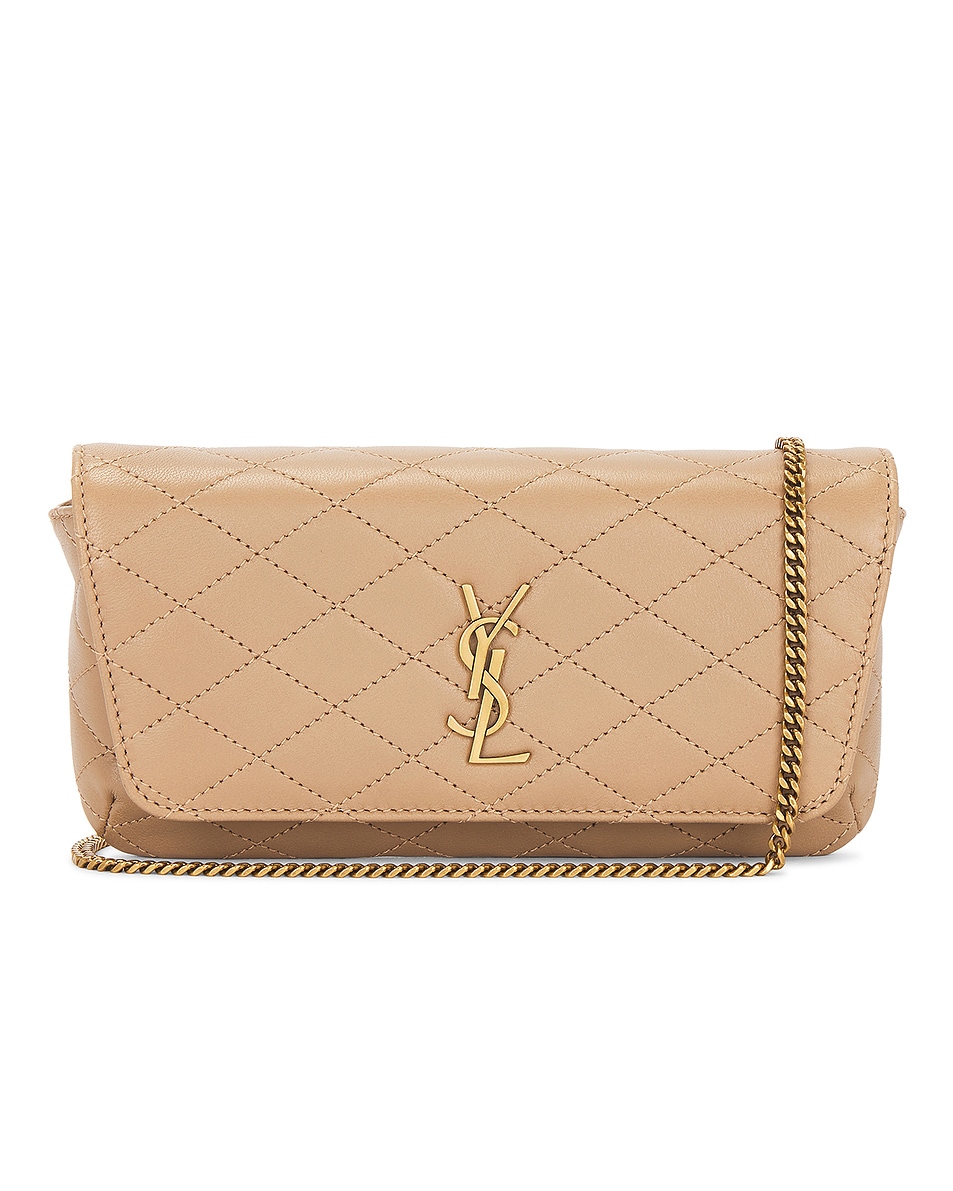 Сумка Gaby на цепочке Saint Laurent, Dark Toffee
Сумка Gaby на цепочке Saint Laurent, Dark Toffee