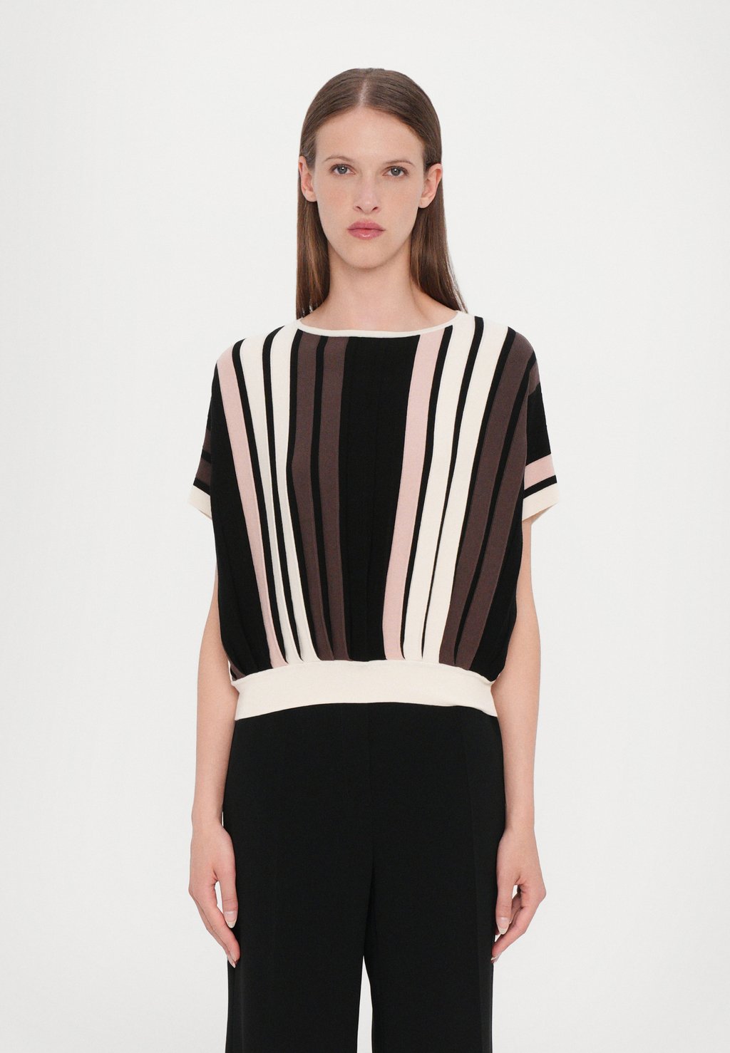 Топ PEGOLA WEEKEND MaxMara, мультиколор
Топ PEGOLA WEEKEND MaxMara, мультиколор