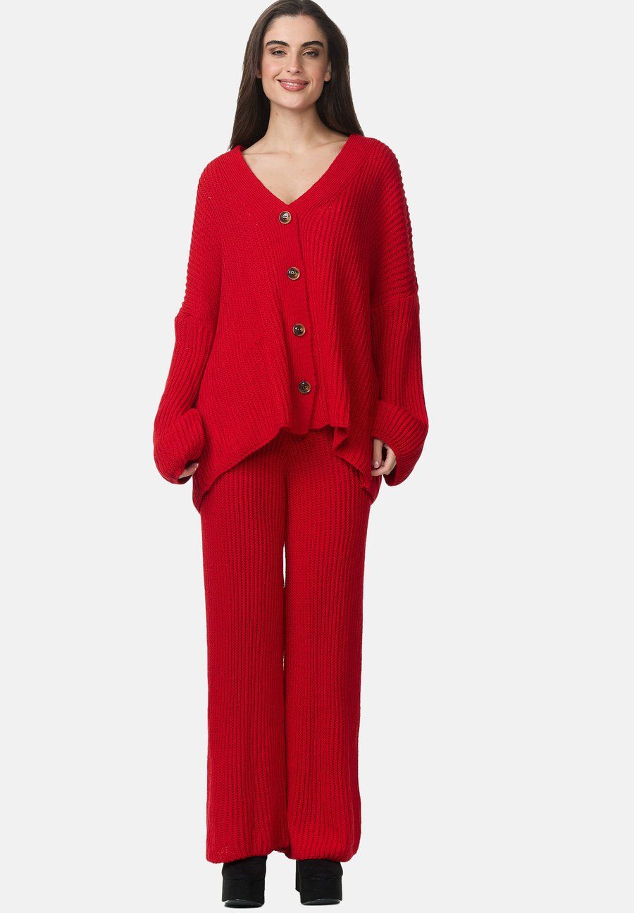 Кардиган Elara SET, Rot/Red
Кардиган Elara SET, Rot/Red