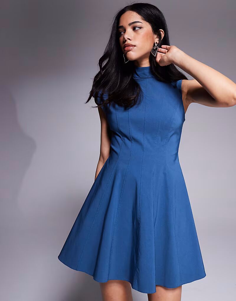 ASOS DESIGN bengaline мини-платье с высоким воротом, асимметричными рукавами и швами из денима синего цвета
ASOS DESIGN bengaline мини-платье с высоким воротом, асимметричными рукавами и швами из денима синего цвета