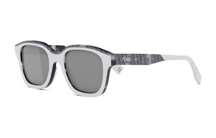FENDI Мужская серебряная оправа для очков нестандартной формы с солнцем и стеклом, Silver-Box/Dust Bag Random Shipment
FENDI Мужская серебряная оправа для очков нестандартной формы с солнцем и стеклом, Silver-Box/Dust Bag Random Shipment