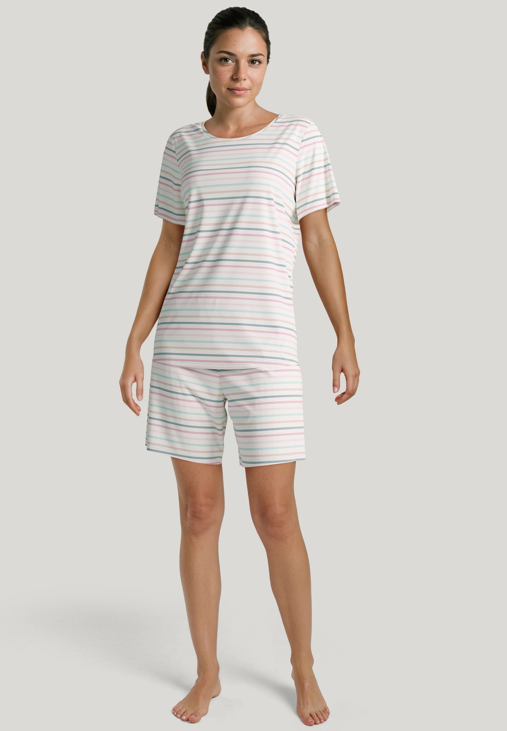 Пижама SUNSET DREAMS SET - Pyjama set Calida, мультиколор
Пижама SUNSET DREAMS SET - Pyjama set Calida, мультиколор