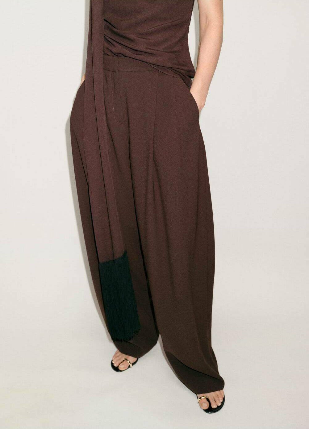 Брюки GRACE Mango, коричневый
Брюки GRACE Mango, коричневый