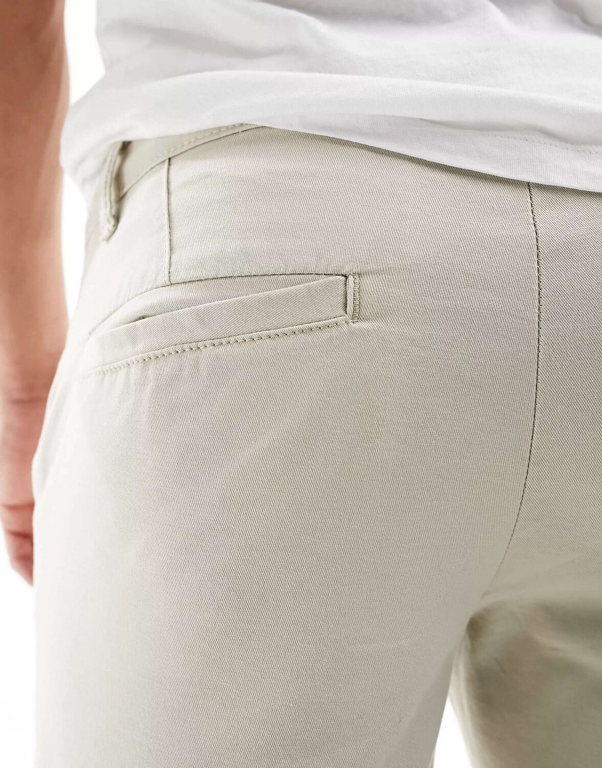 Узкие брюки чинос ASOS
Узкие брюки чинос ASOS