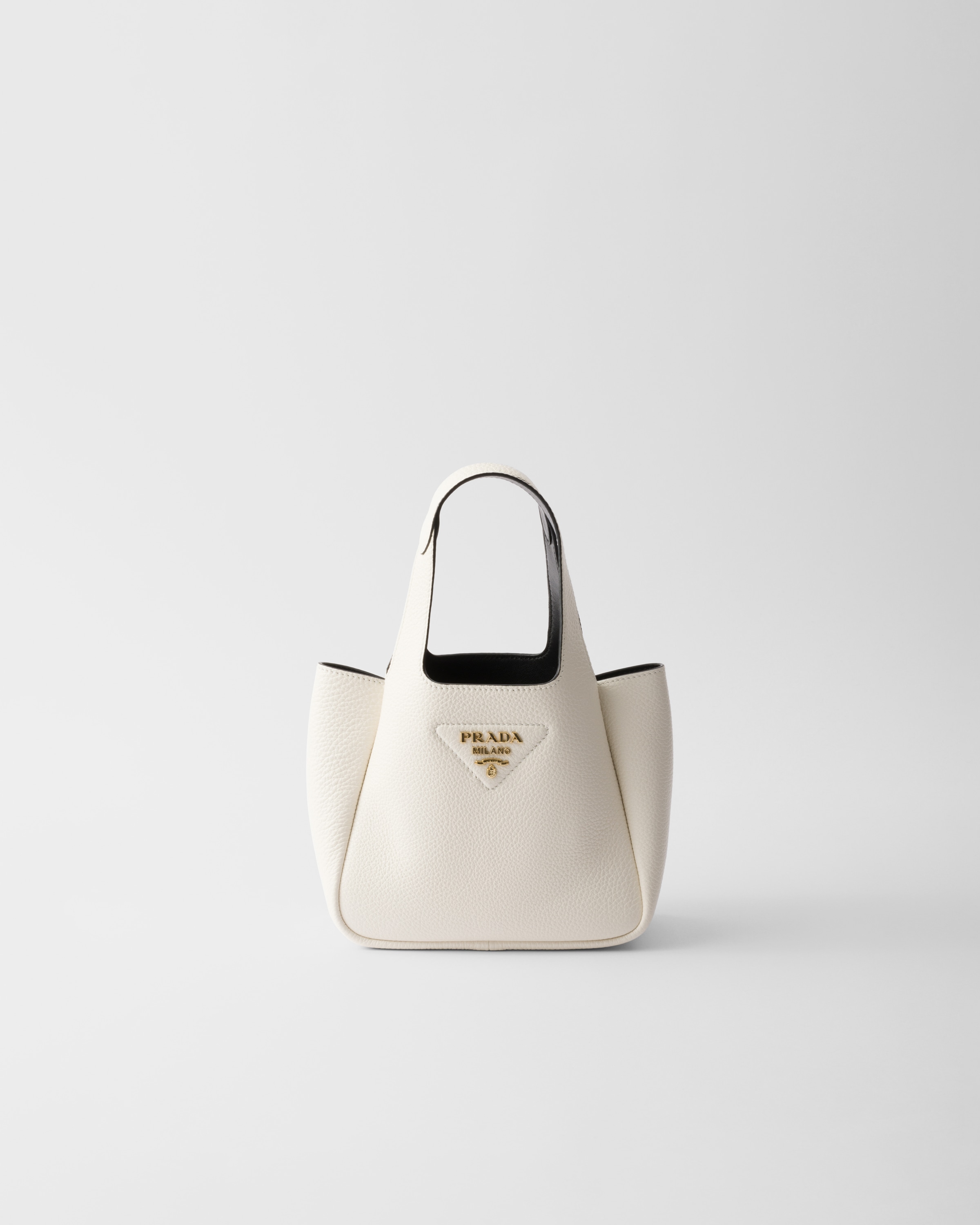 Мини-сумка из кожи Prada, белый
Мини-сумка из кожи Prada, белый