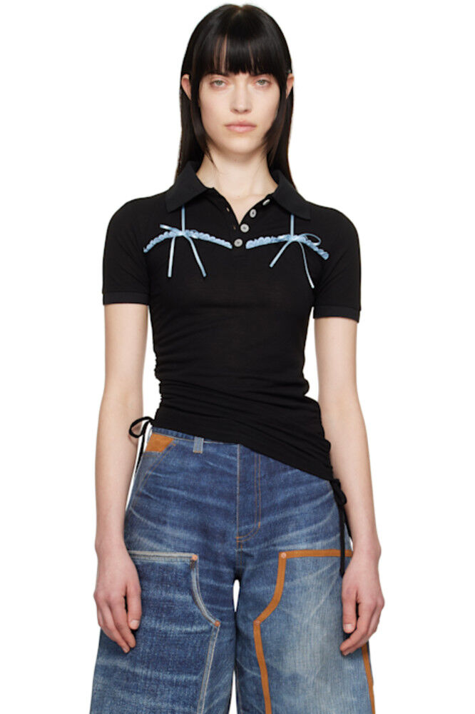 Черная футболка-поло из пике с завязками на бретельках Andersson Bell
Черная футболка-поло из пике с завязками на бретельках Andersson Bell