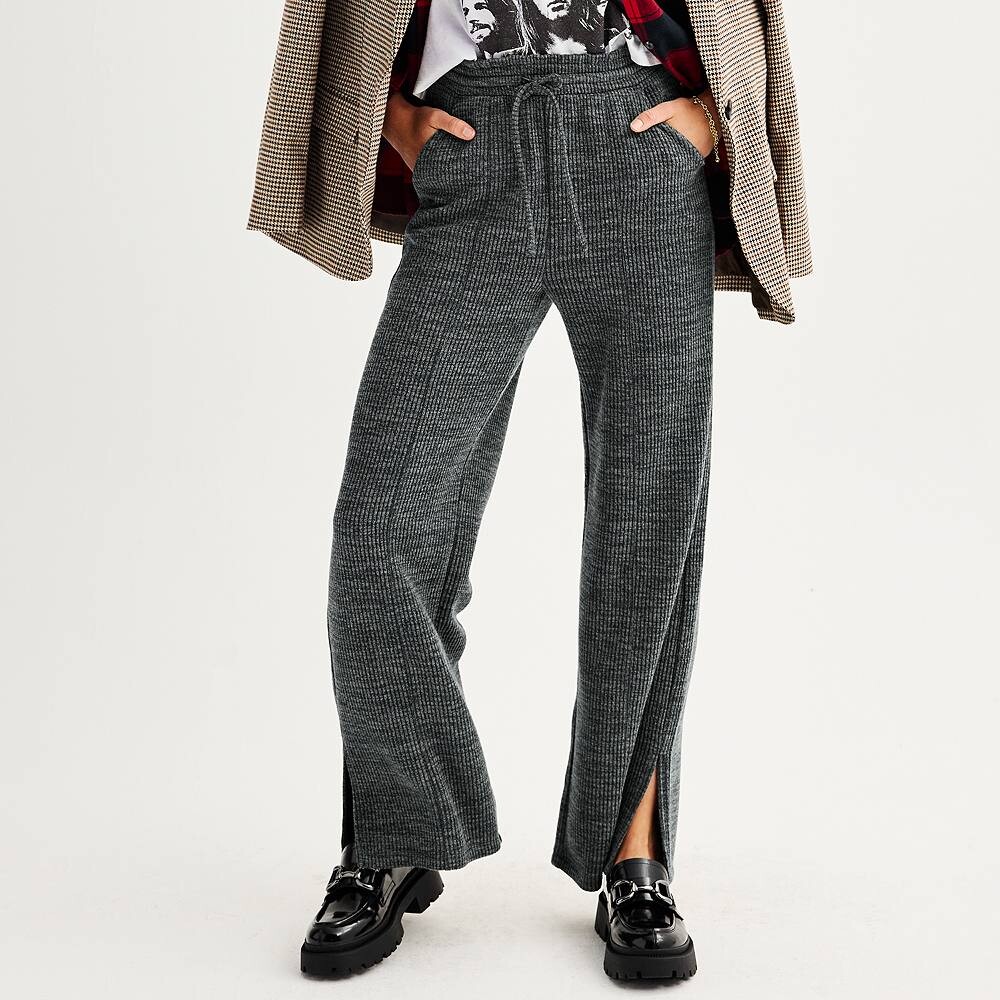 Широкие трикотажные брюки SO для юниоров с высокой посадкой, цвет Pewter Knight
Широкие трикотажные брюки SO для юниоров с высокой посадкой, цвет Pewter Knight