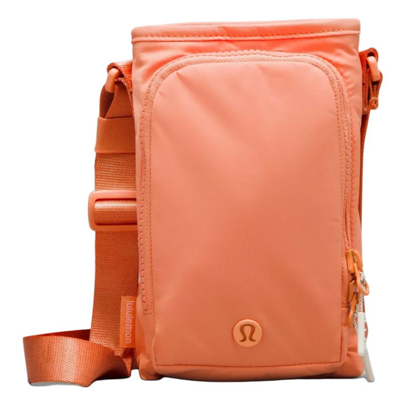 Lululemon Рюкзак через плечо из переработанного нейлона, унисекс кроссбоди Coral Powder
Lululemon Рюкзак через плечо из переработанного нейлона, унисекс кроссбоди Coral Powder