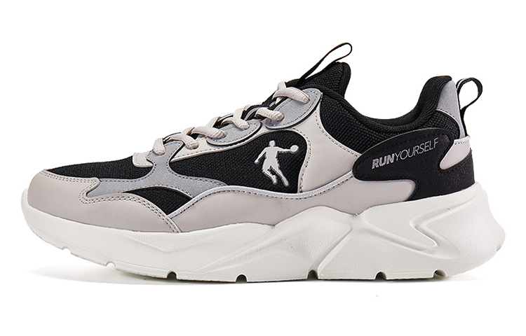 Амортизирующие износостойкие низкие кроссовки для бега мужские Float Stone Black QIAODAN, Пемза/Черный
Амортизирующие износостойкие низкие кроссовки для бега мужские Float Stone Black QIAODAN, Пемза/Черный