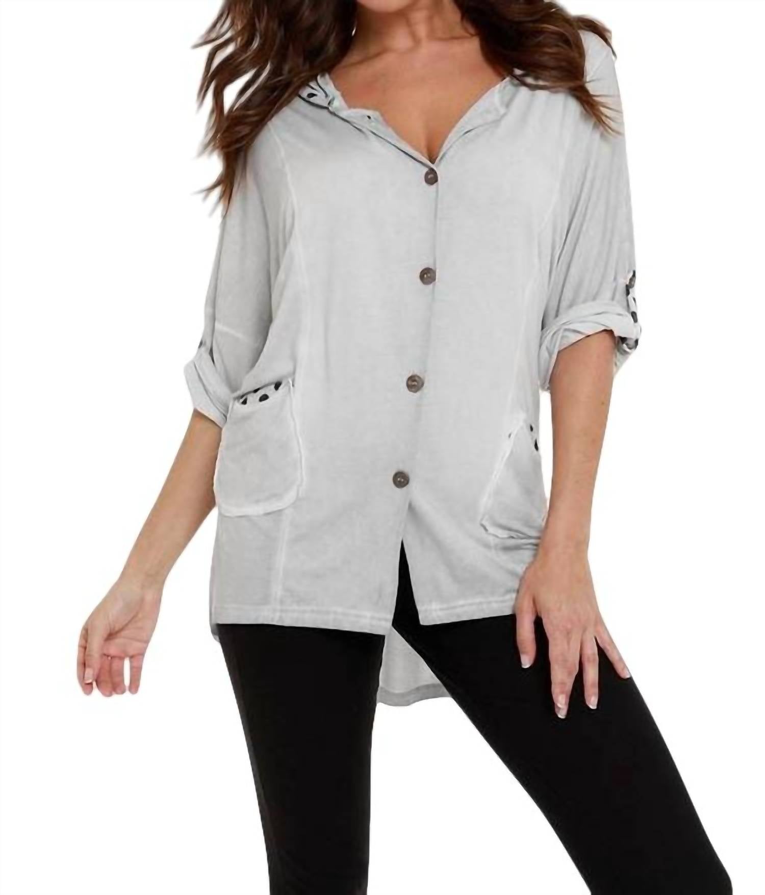 Кардиган с капюшоном и пуговицами в горошек светло-серого цвета ANGEL
Кардиган с капюшоном и пуговицами в горошек светло-серого цвета ANGEL