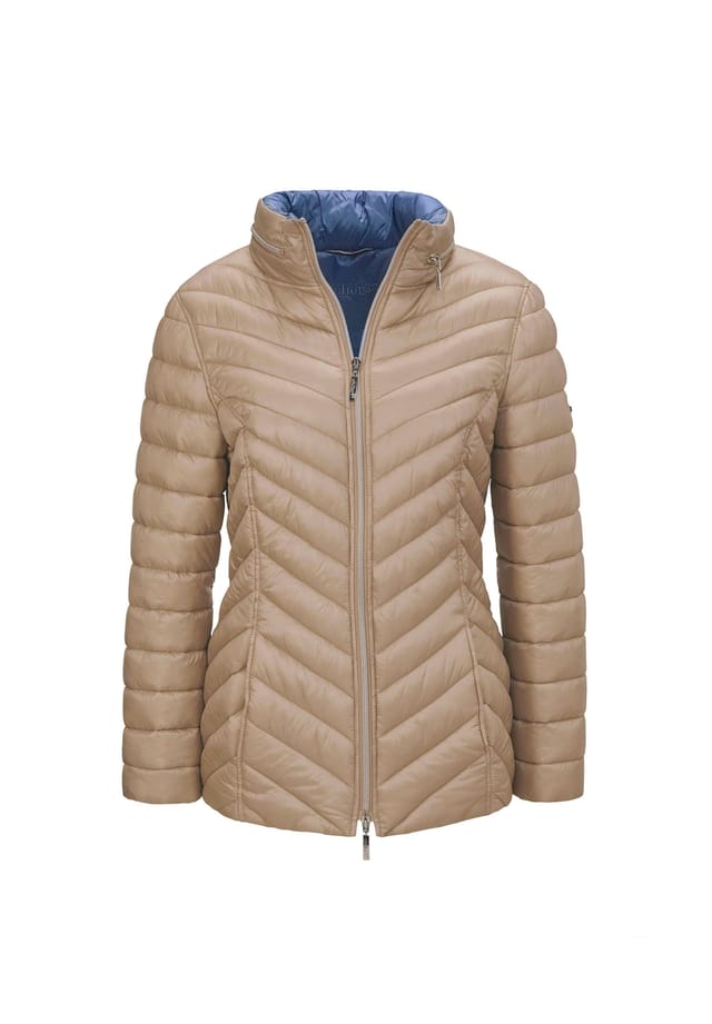 Короткий размер: легкая стеганая куртка из немнущейся ткани. Goldner, мультиколор
Короткий размер: легкая стеганая куртка из немнущейся ткани. Goldner, мультиколор