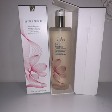 Лечебный лосьон Micro Essence Fresh с ферментом сакуры 400 мл Estée Lauder
Лечебный лосьон Micro Essence Fresh с ферментом сакуры 400 мл Estée Lauder