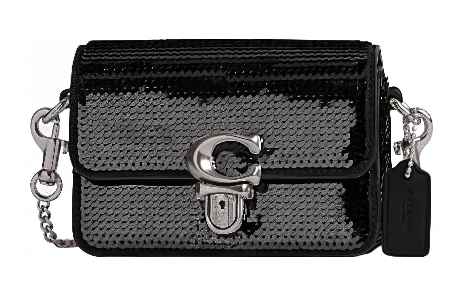 Студийная кожаная коровья маленькая квадратная сумка, через плечо, на плечо женская черная COACH
Студийная кожаная коровья маленькая квадратная сумка, через плечо, на плечо женская черная COACH