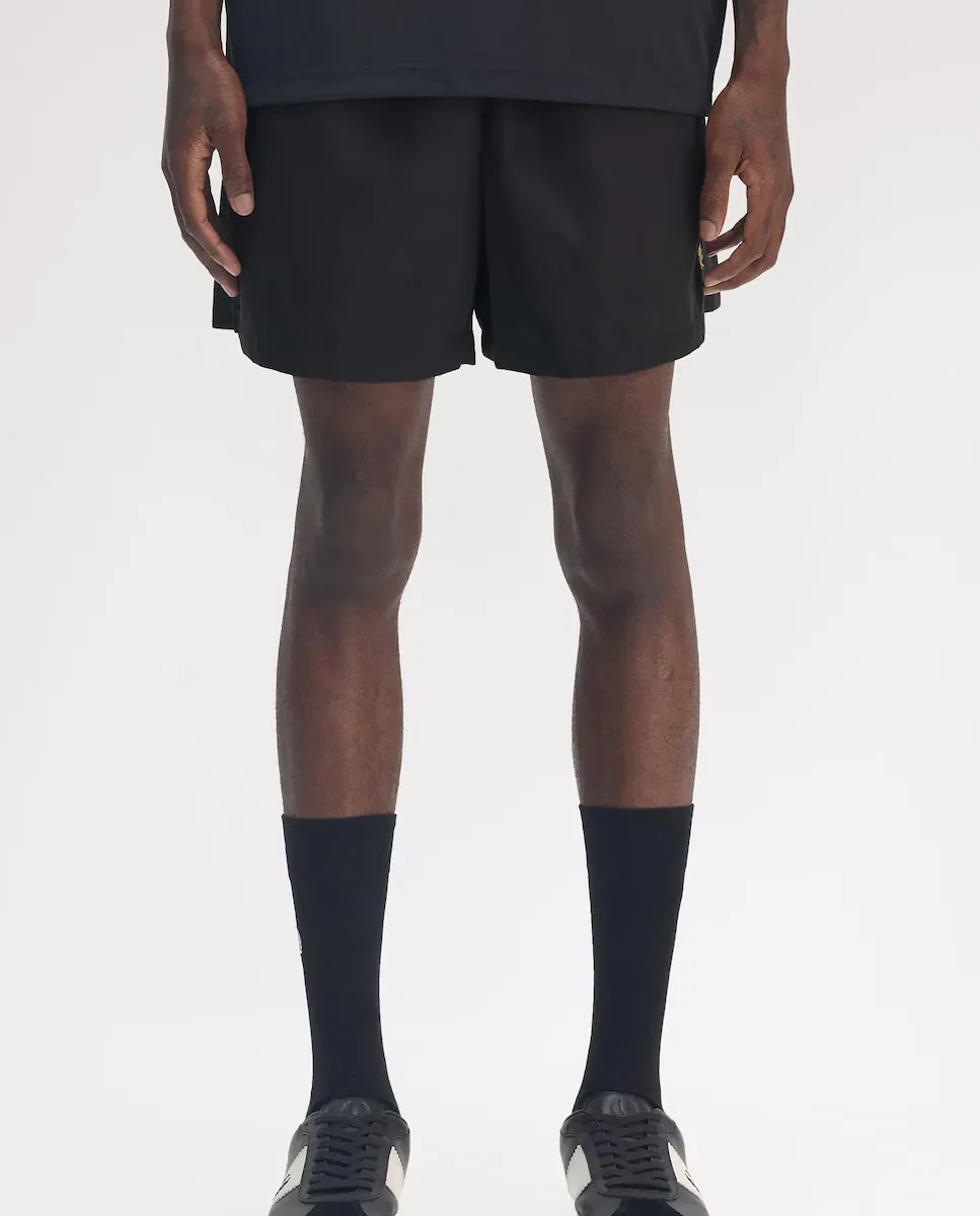 Простые спортивные шорты для мужчин Fred Perry, чёрный
Простые спортивные шорты для мужчин Fred Perry, чёрный