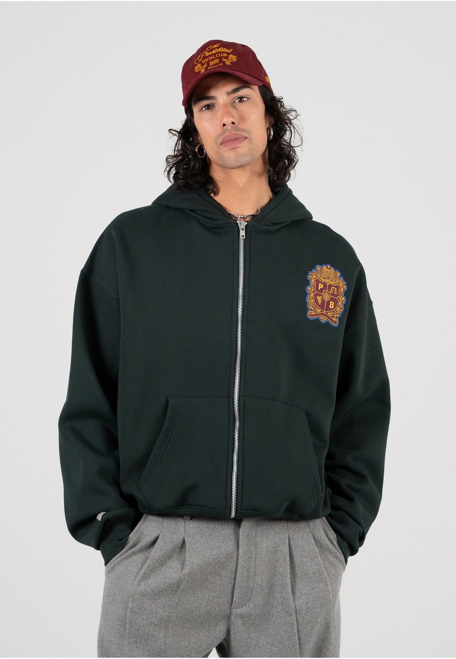 Толстовка PROHIBITED EMBLEM PATCH HOODIE, Green
Толстовка PROHIBITED EMBLEM PATCH HOODIE, Green