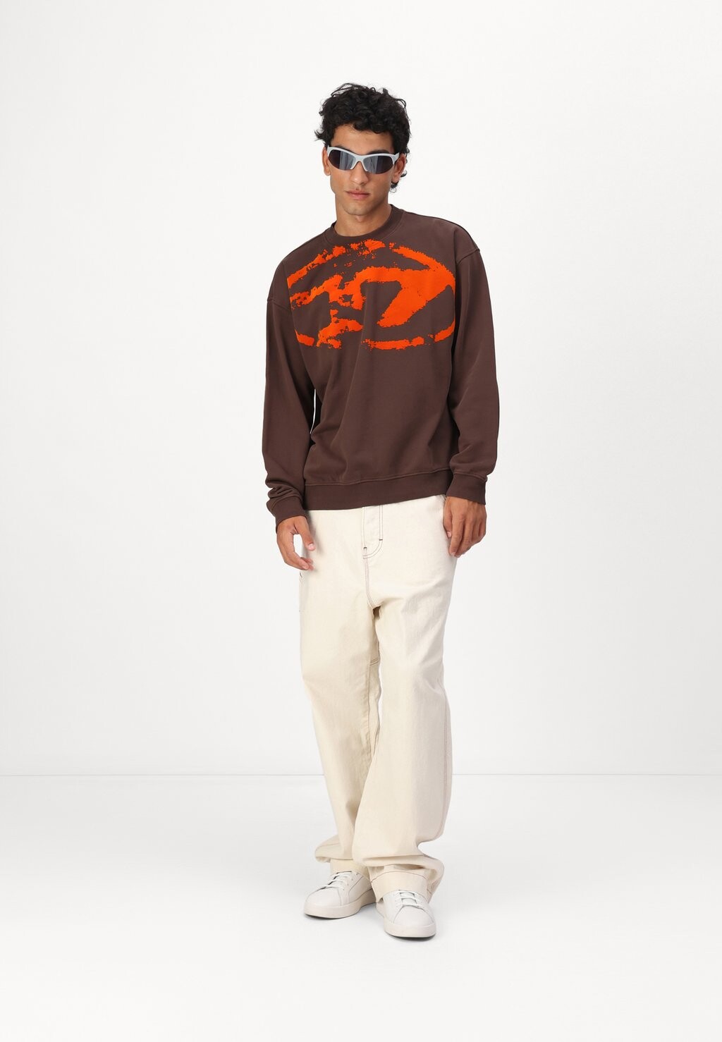 Джинсы свободного кроя Diesel, белый
Джинсы свободного кроя Diesel, белый