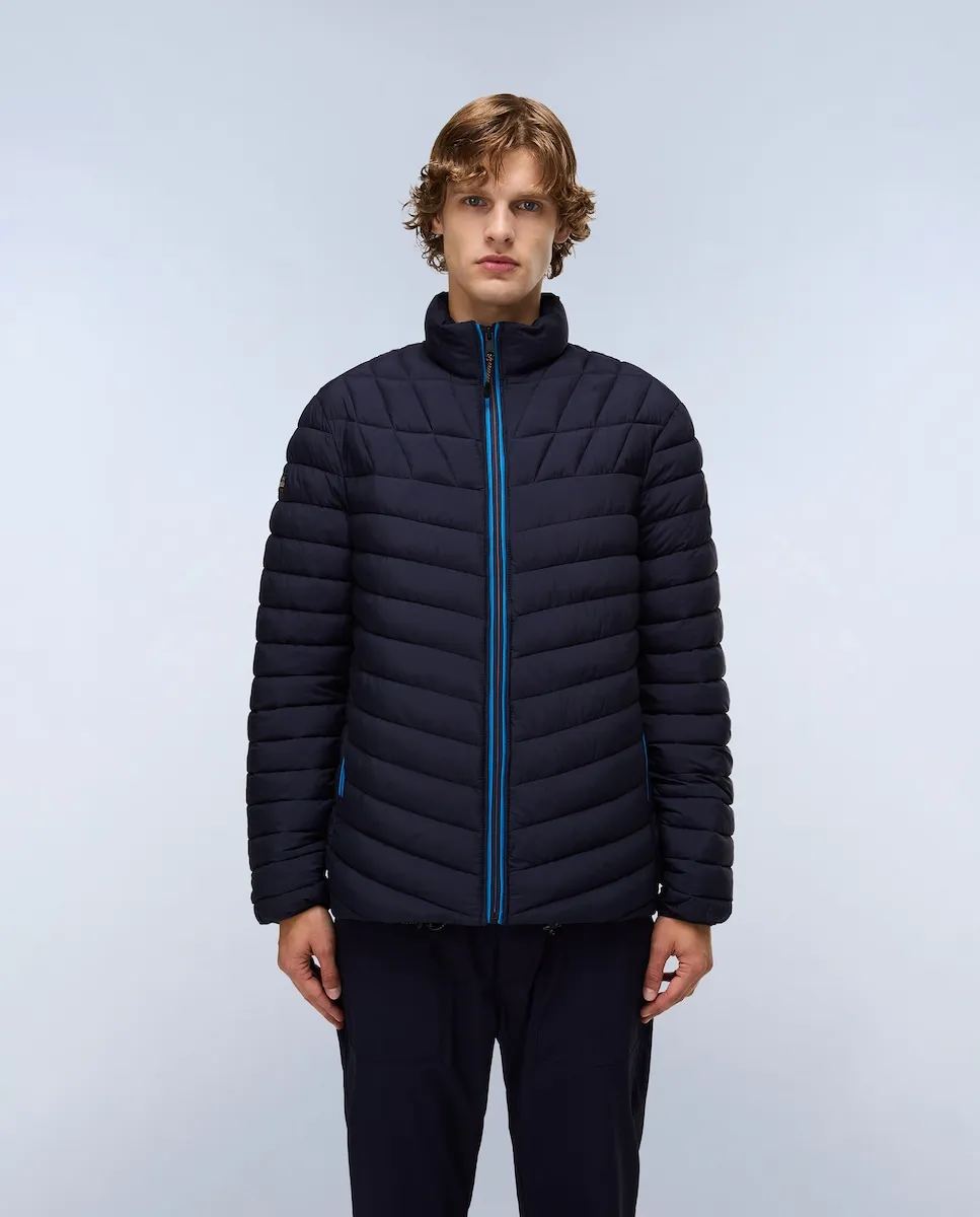 Мужской черный стеганый пуховик Napapijri
Мужской черный стеганый пуховик Napapijri