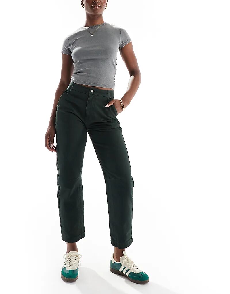 Джинсы ASOS DESIGN с закругленными брючинами цвета хаки
Джинсы ASOS DESIGN с закругленными брючинами цвета хаки