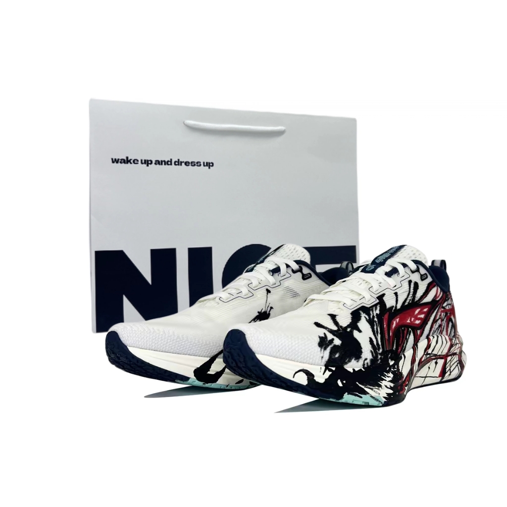 LINING Red Hare 8 кроссовки для бега мужские low top белые
LINING Red Hare 8 кроссовки для бега мужские low top белые