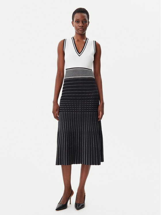 Трикотажное платье обычного кроя LS2516002 Lola Casademunt, черный
Трикотажное платье обычного кроя LS2516002 Lola Casademunt, черный