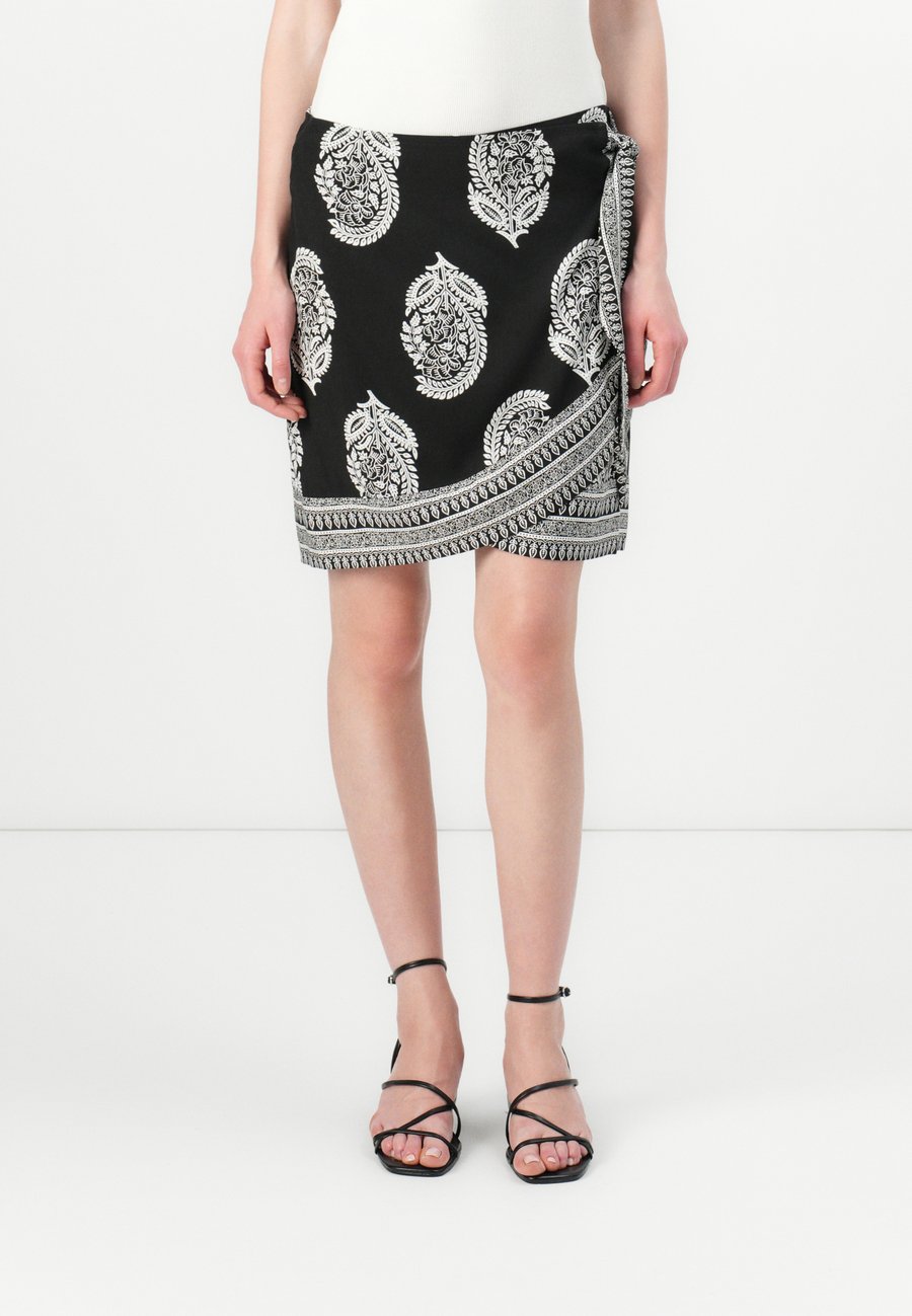 Юбка YAS YASTAN WRAP SKIRT BEACH, Black/Tan/Black
Юбка YAS YASTAN WRAP SKIRT BEACH, Black/Tan/Black