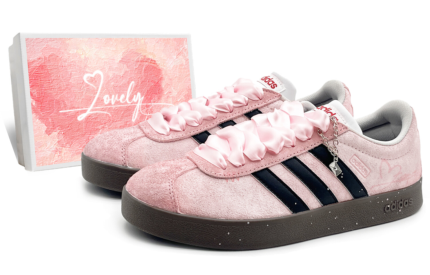 Кроссовки adidas VL Court 2.0 Skateboarding Shoes Unisex Low-top Pink/Black, розовый
Кроссовки adidas VL Court 2.0 Skateboarding Shoes Unisex Low-top Pink/Black, розовый