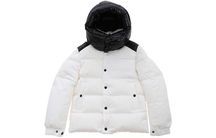Moncler Утепленная куртка White Kids'
Moncler Утепленная куртка White Kids'