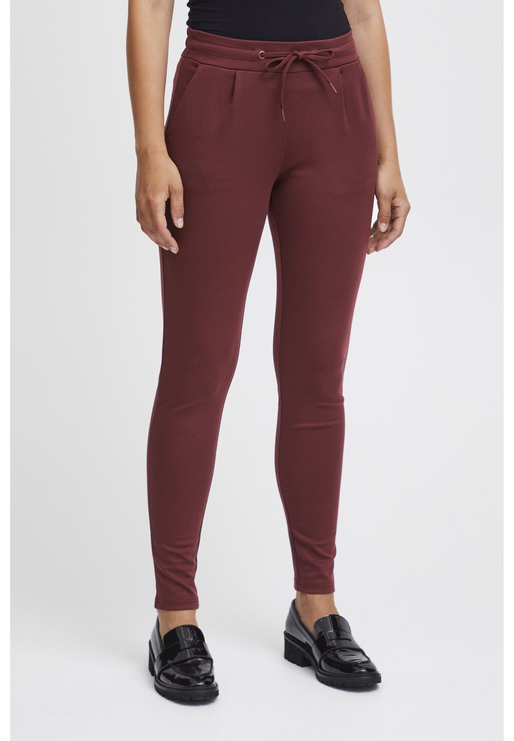 Спортивные штаны Ichi Ihkate ICHI, порт рояль
Спортивные штаны Ichi Ihkate ICHI, порт рояль