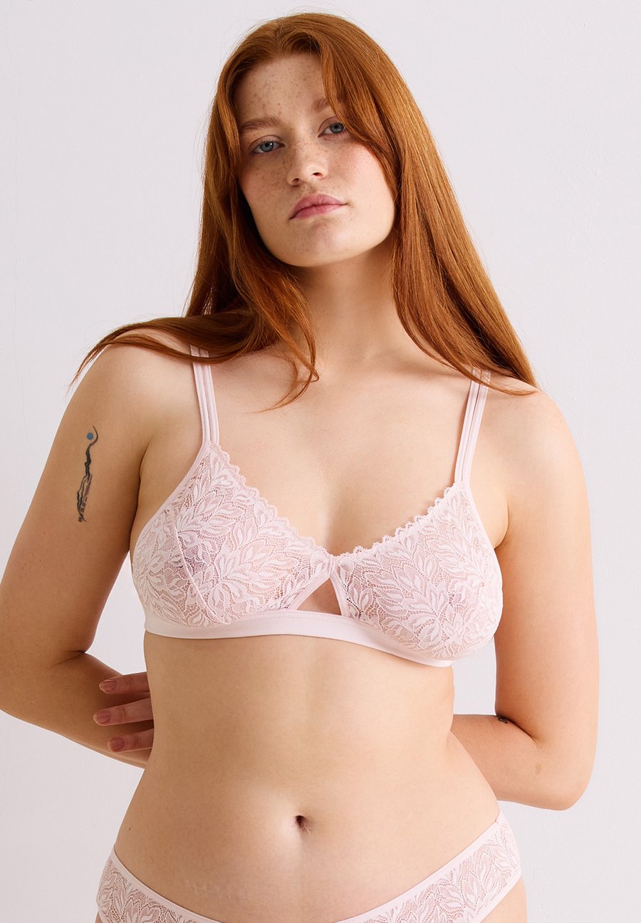 Бюстгальтер Erlich Textil Triangle bra, Magnolie/Light Pink
Бюстгальтер Erlich Textil Triangle bra, Magnolie/Light Pink