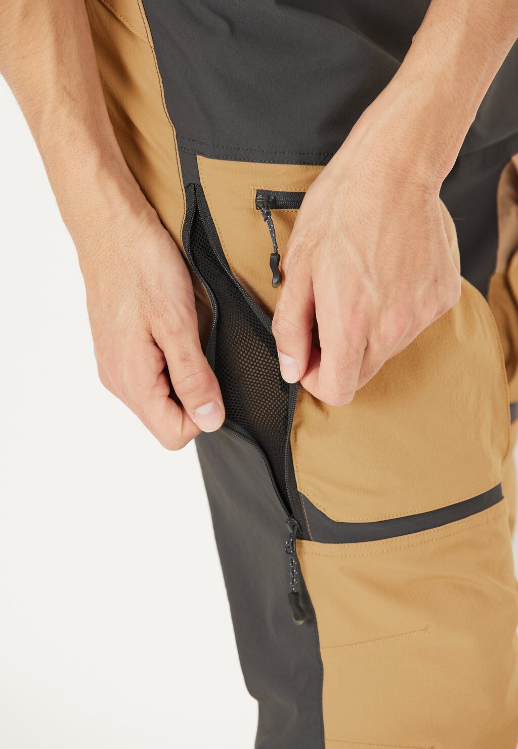 Тканевые брюки KODIAK M Whistler, бежевый 
Тканевые брюки KODIAK M Whistler, бежевый