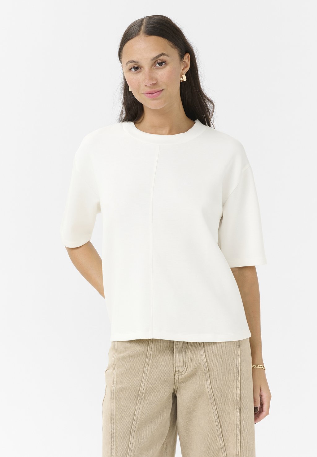 Базовая футболка KAANNIKA Kaffe, слоновая кость
Базовая футболка KAANNIKA Kaffe, слоновая кость